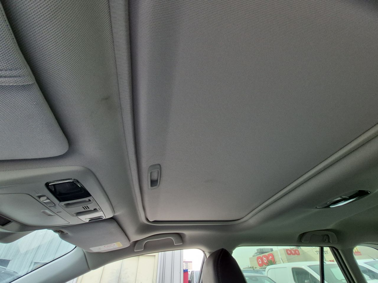 Subaru Outback — foto 25 de 28