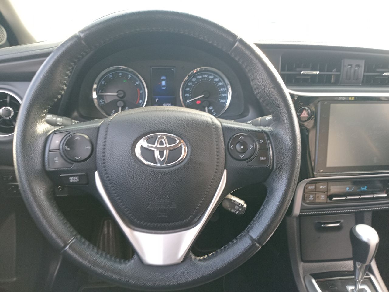 TOYOTA - 23