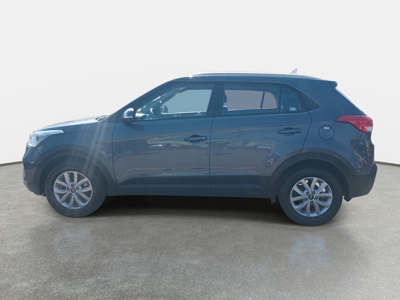 HYUNDAI - 4