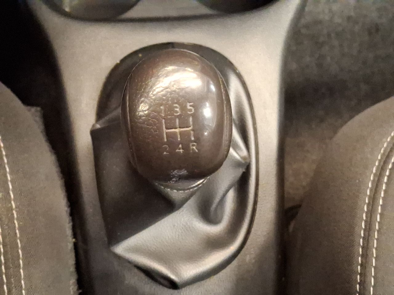 NISSAN - 22