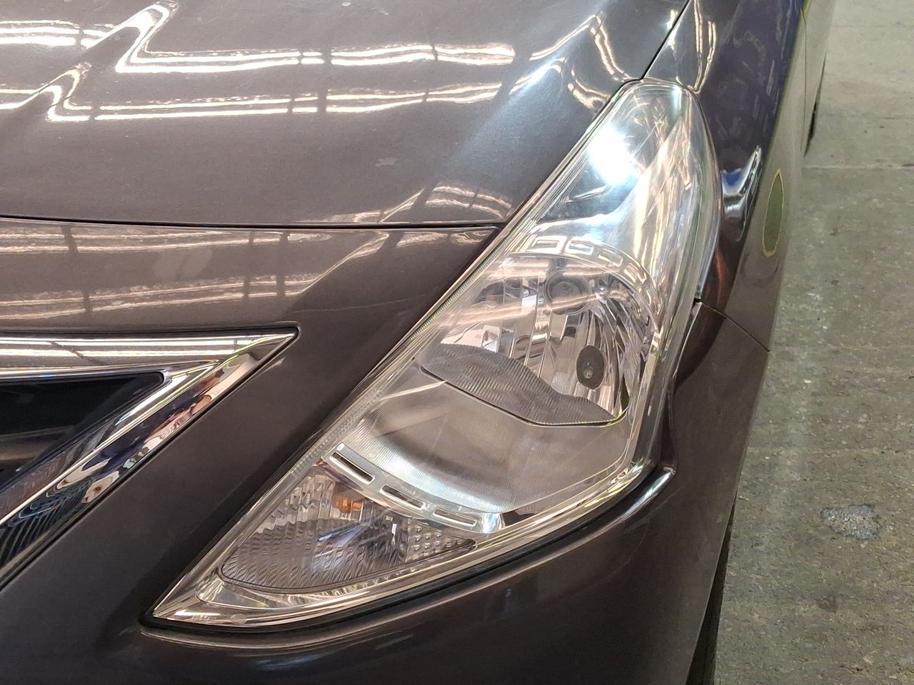NISSAN - 10