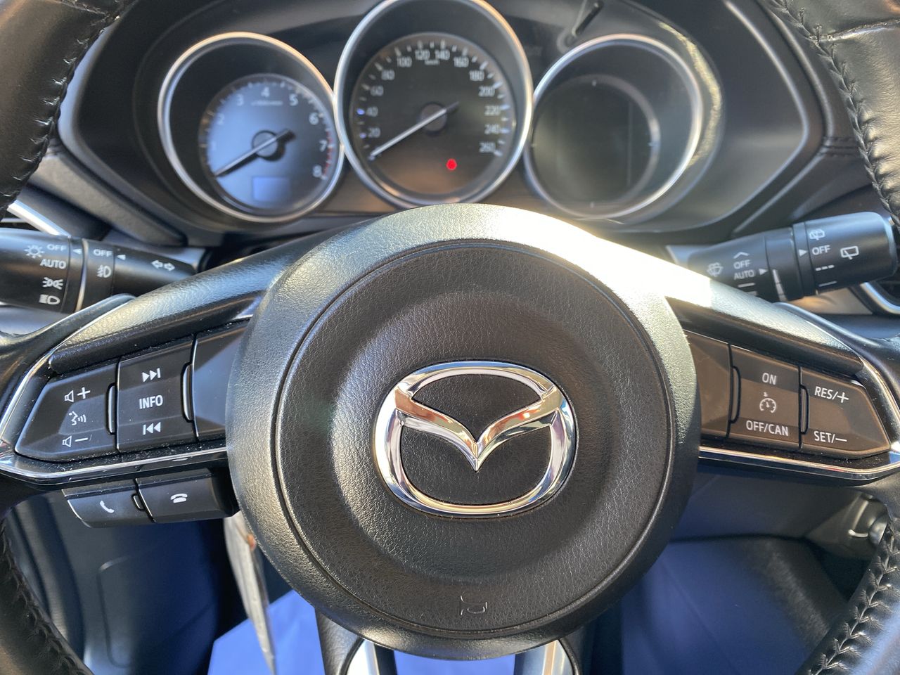 MAZDA - 26
