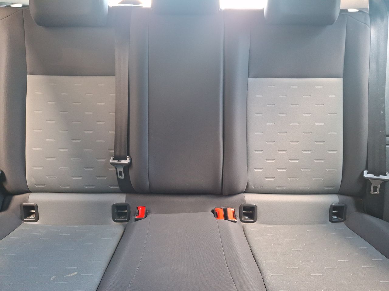 Volkswagen T-Cross — foto 14 de 34