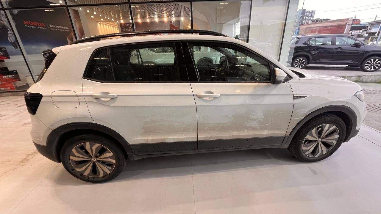 VOLKSWAGEN - 3