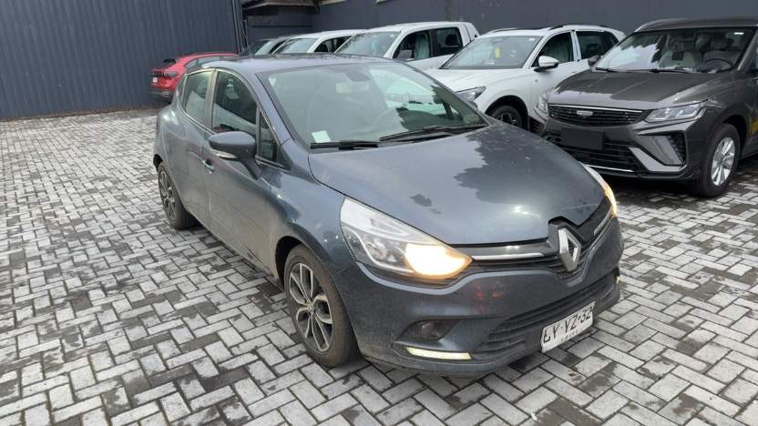 RENAULT