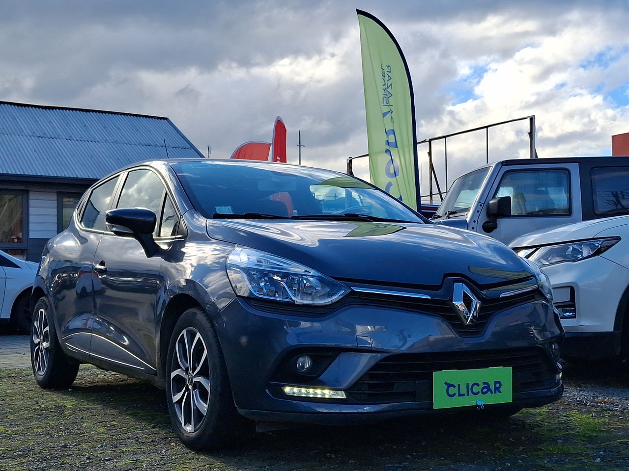 RENAULT - 1
