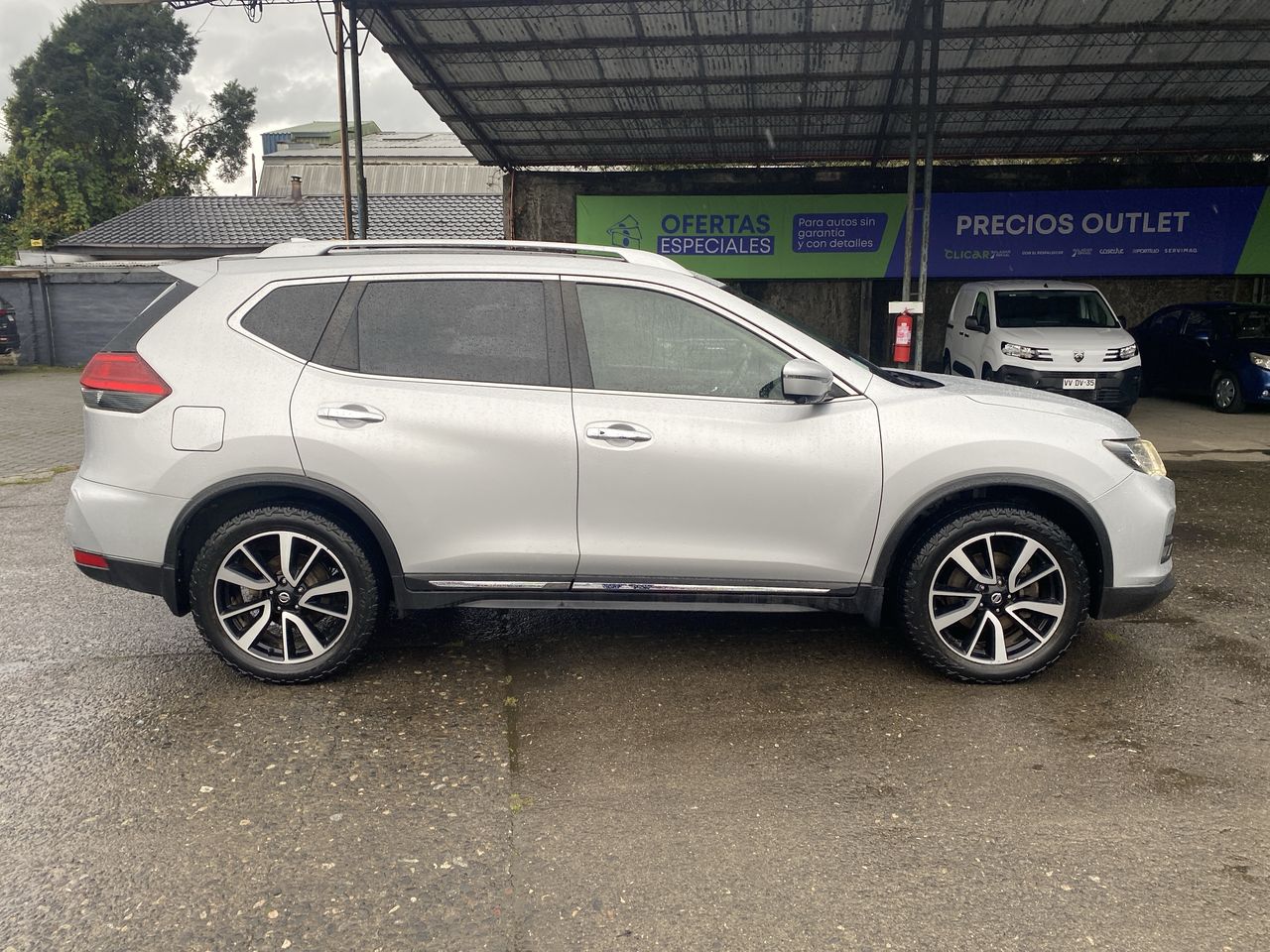 NISSAN - 8