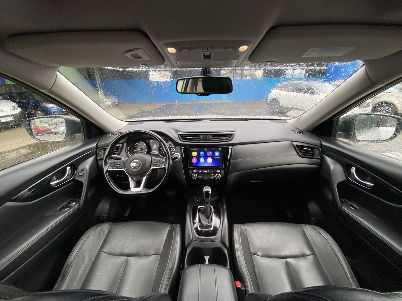 NISSAN - 9