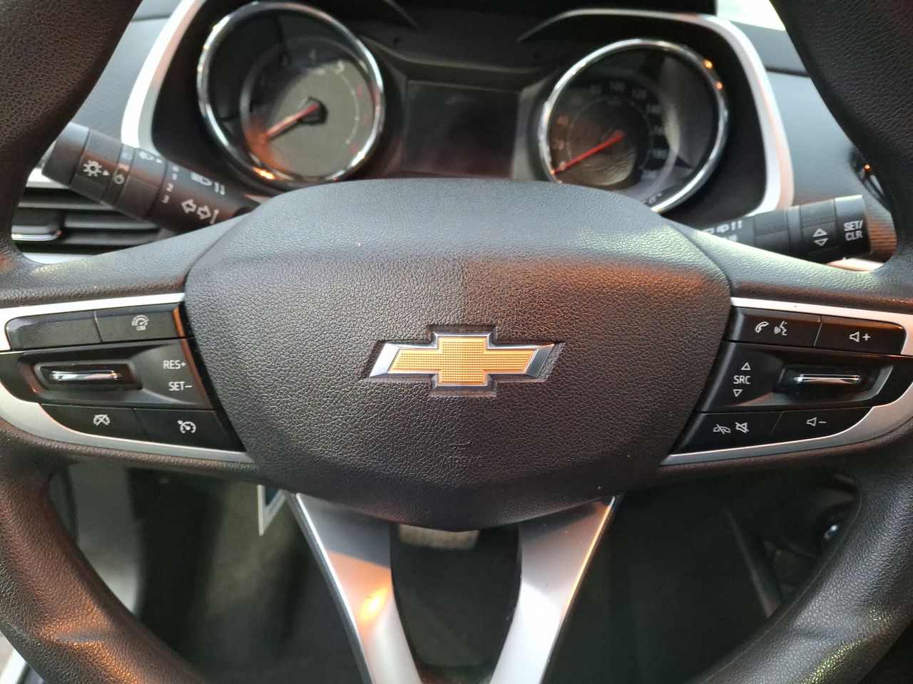 CHEVROLET - 25
