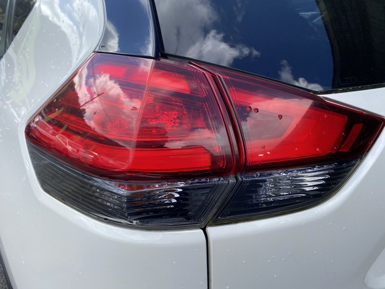 NISSAN - 20