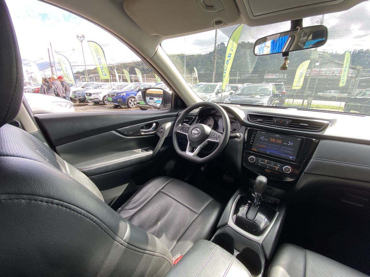 NISSAN - 16