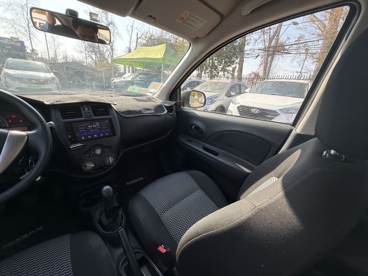 NISSAN - 2