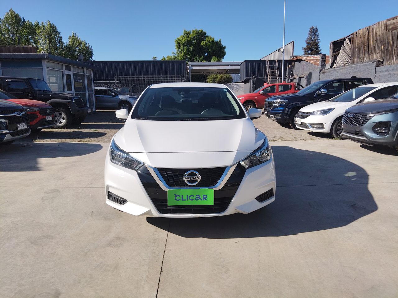 NISSAN - 2