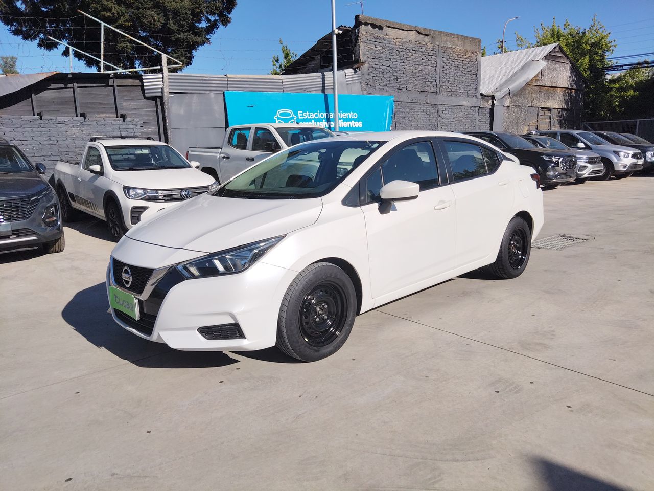 NISSAN - 3