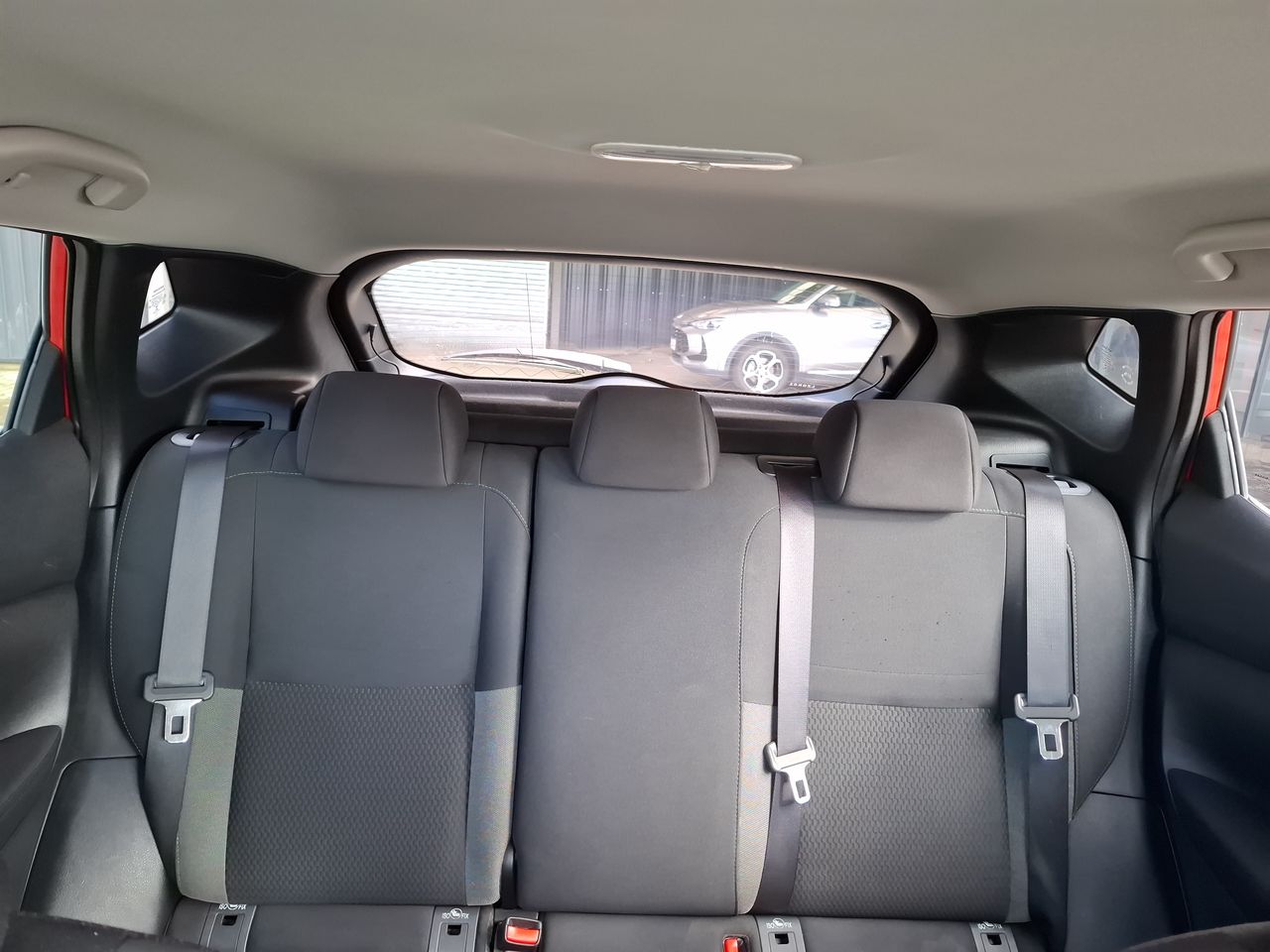 NISSAN - 5