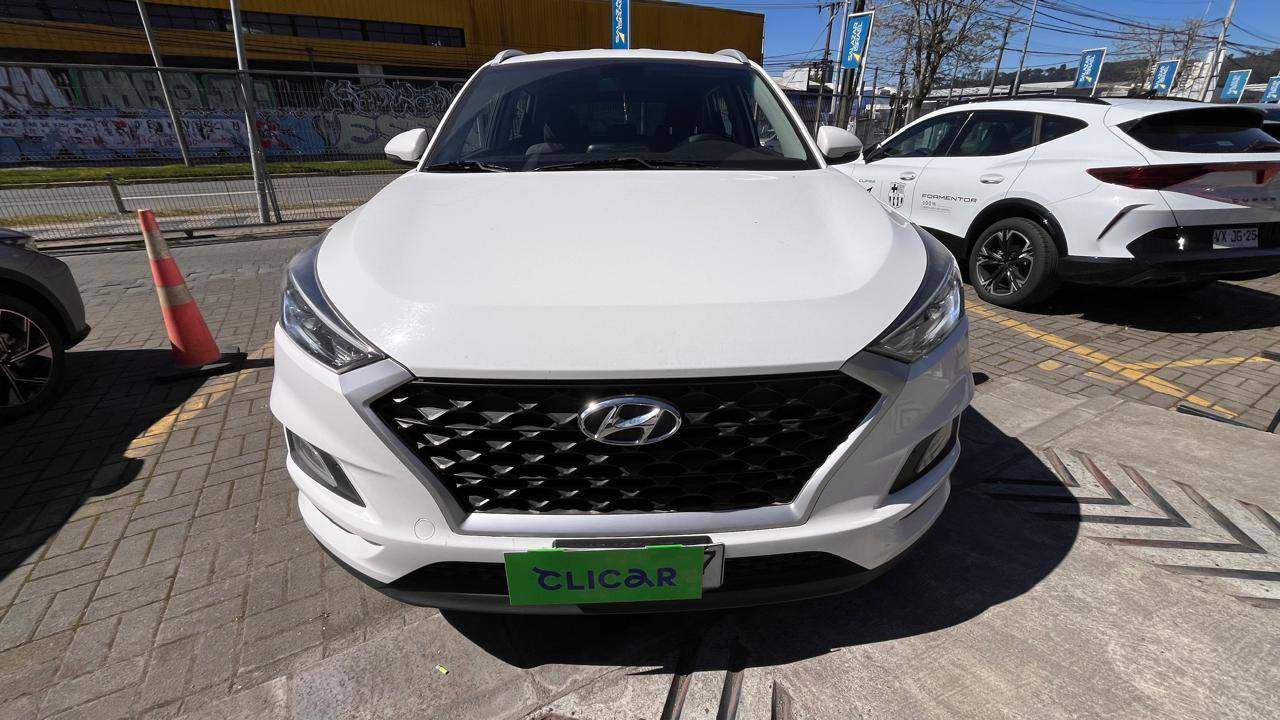 HYUNDAI - 2