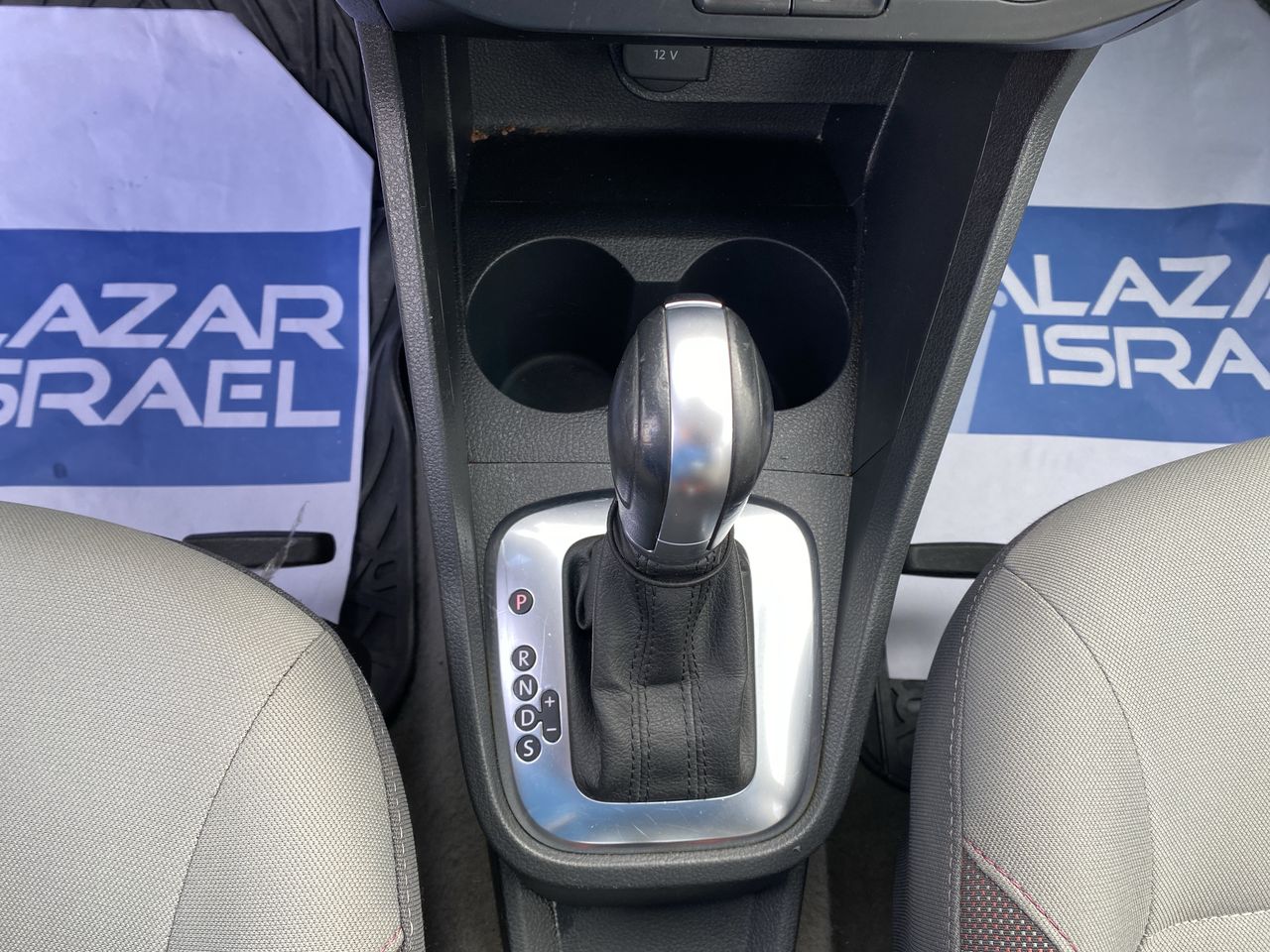 VOLKSWAGEN - 23