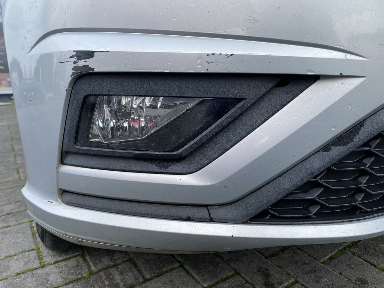 VOLKSWAGEN - 11