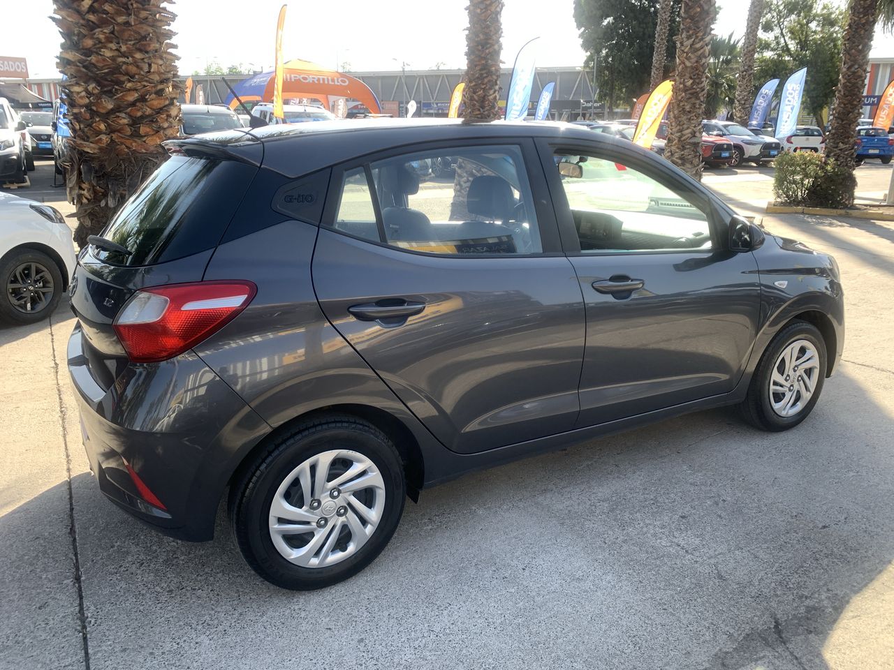 HYUNDAI - 7
