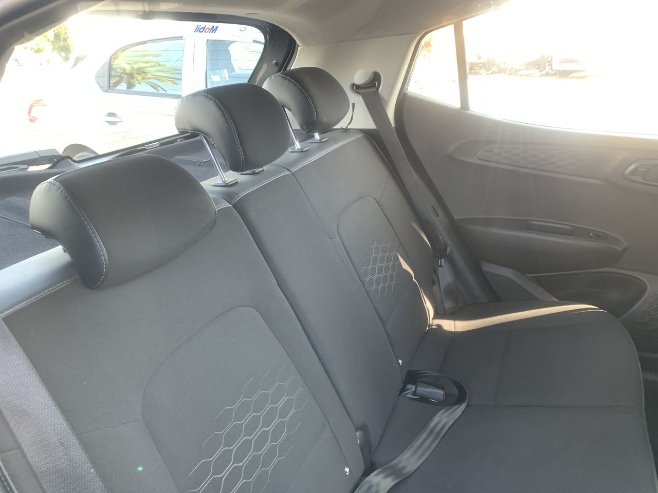 HYUNDAI - 13