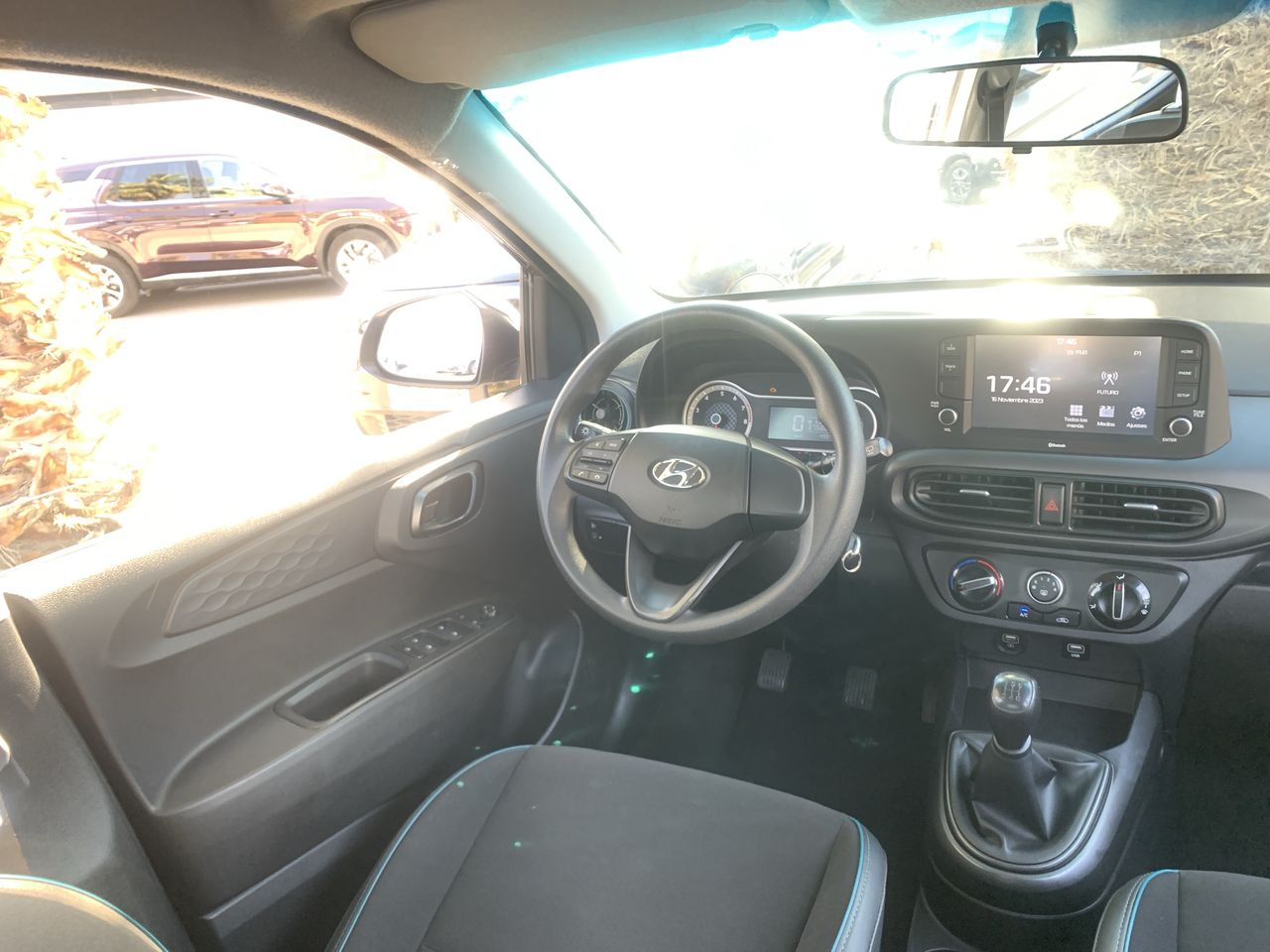 HYUNDAI - 16