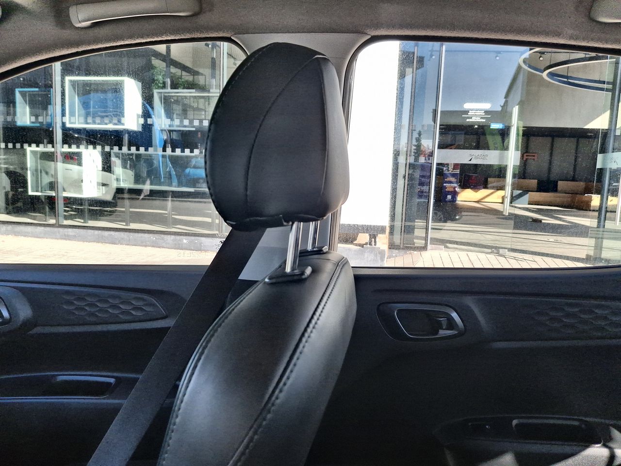 HYUNDAI - 11