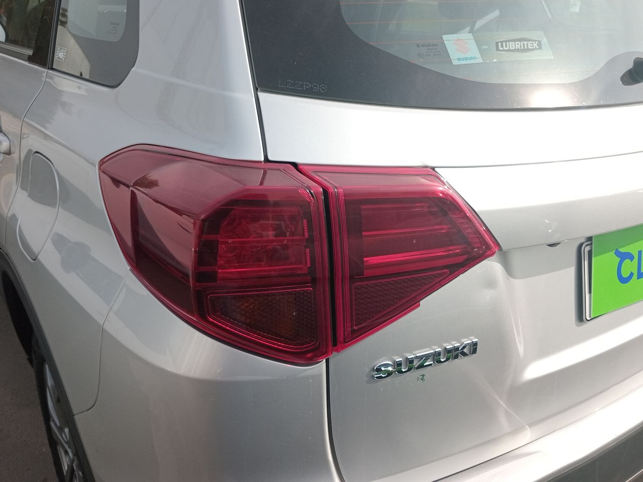 SUZUKI - 10