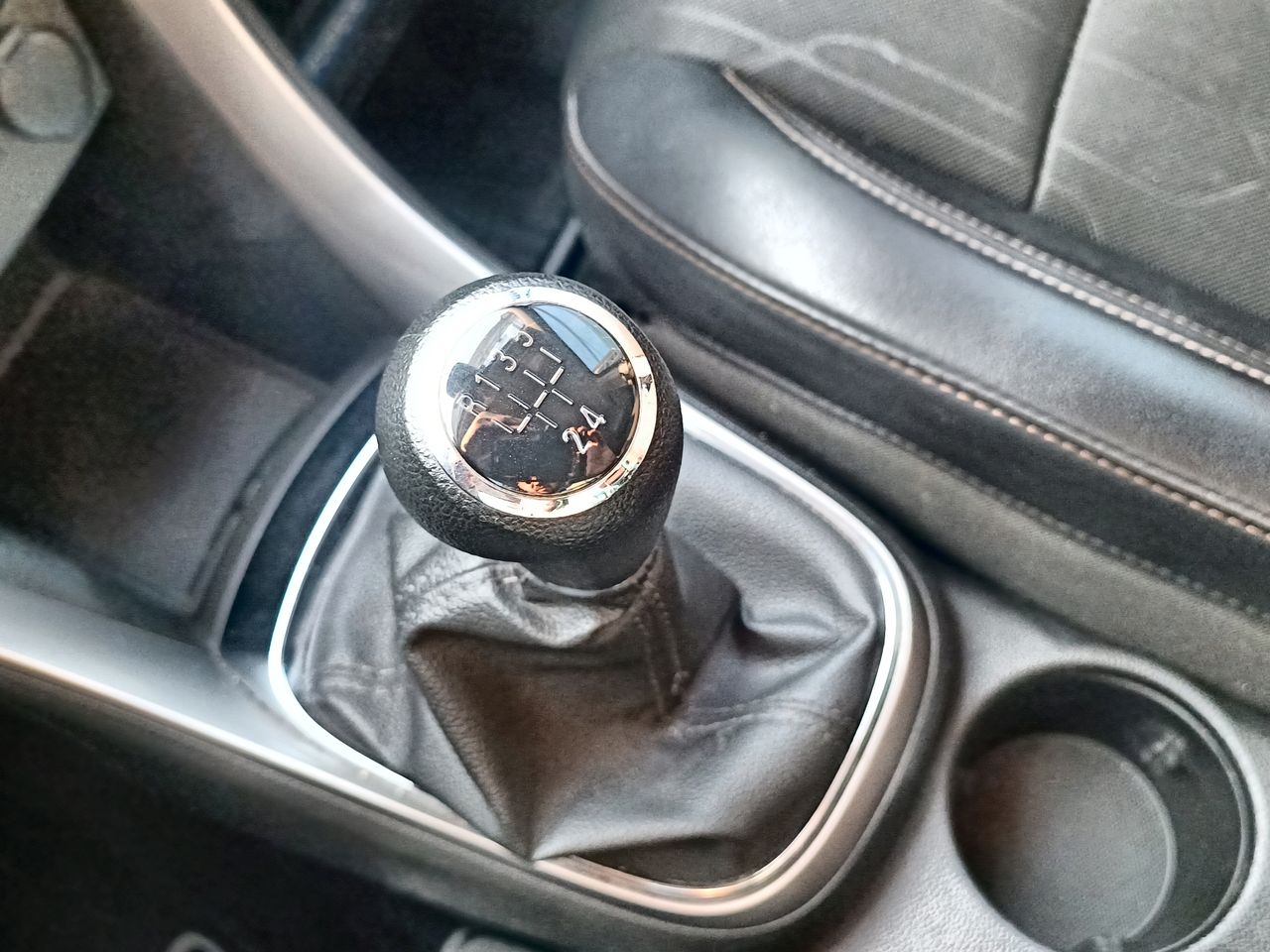 CHEVROLET - 32