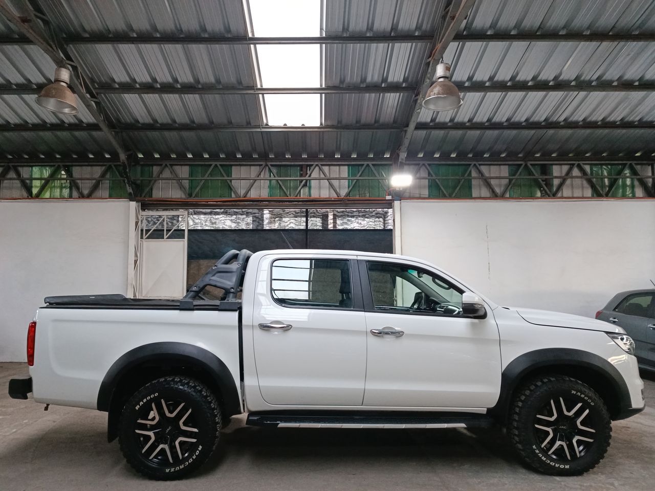 JAC - 8