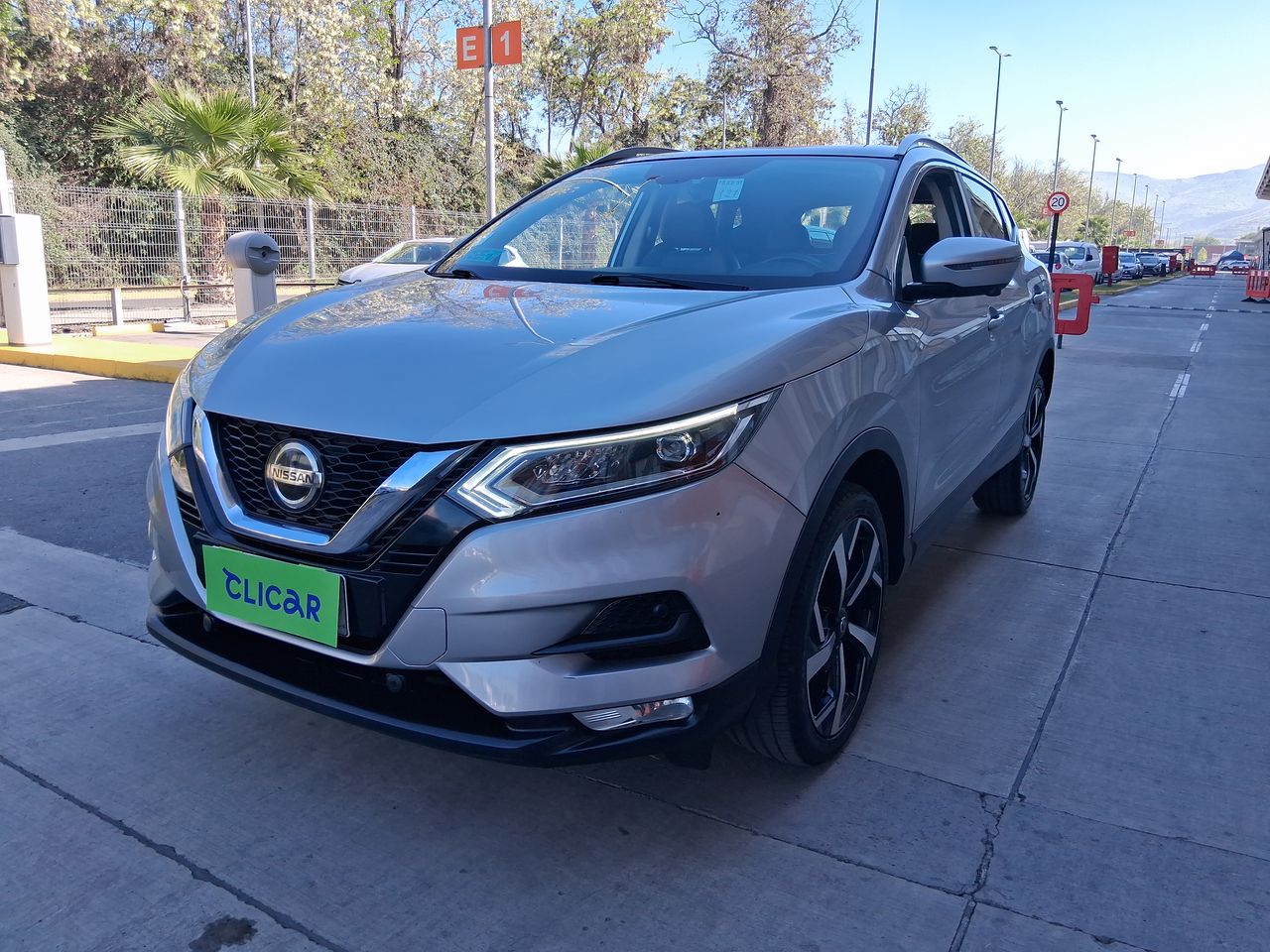 NISSAN - 2