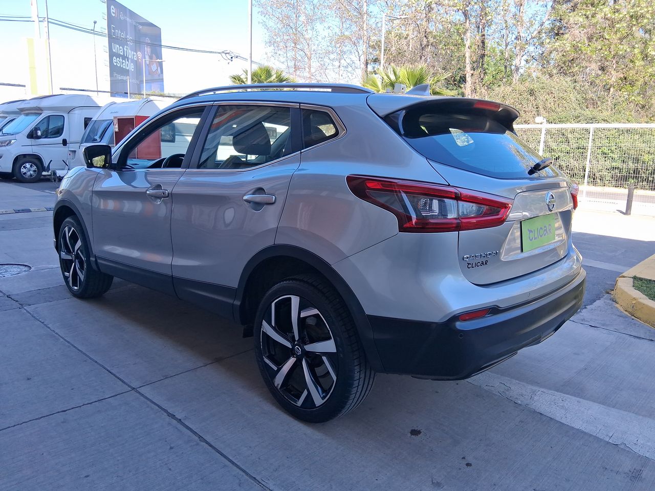 NISSAN - 4