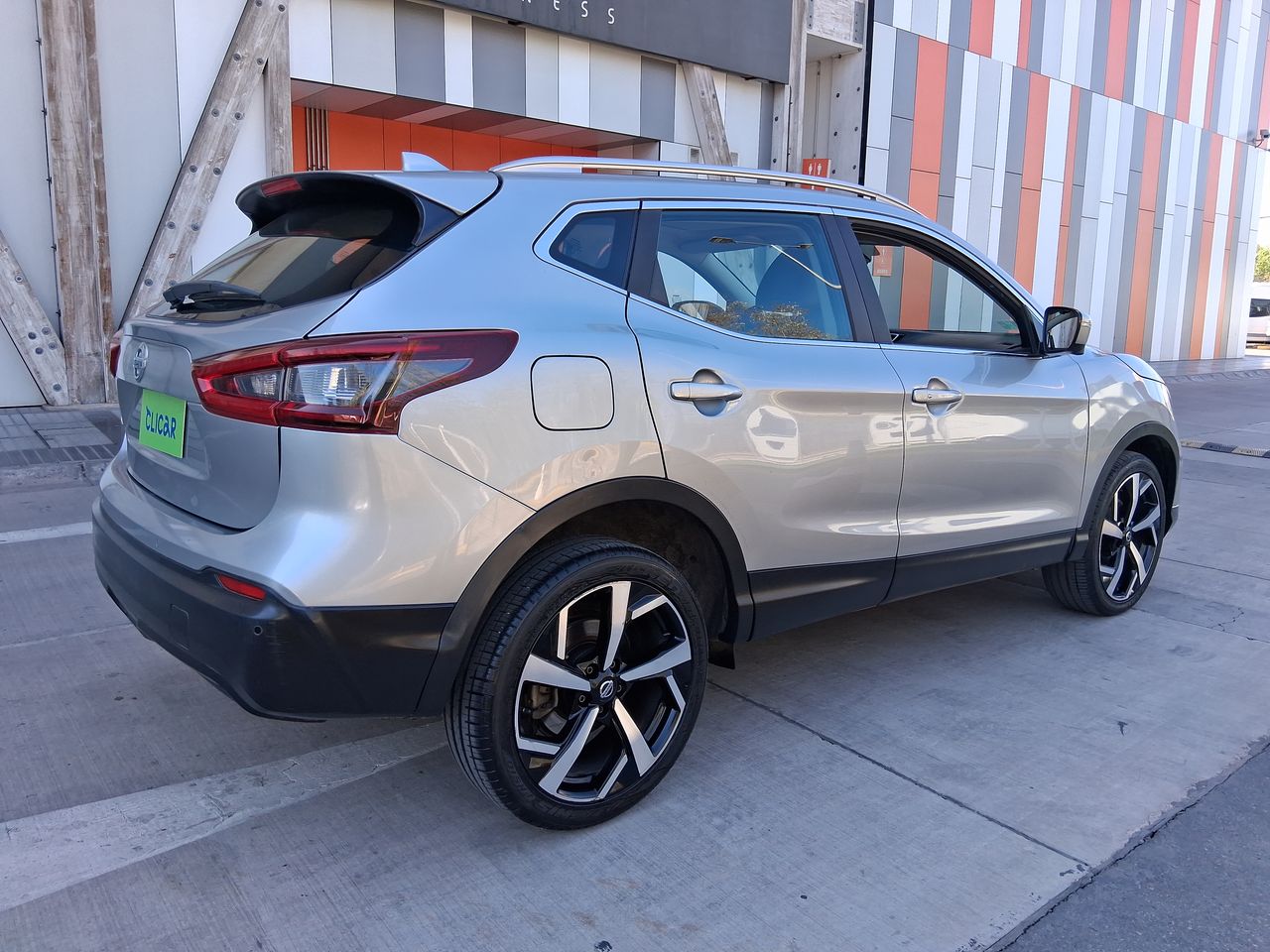 NISSAN - 5