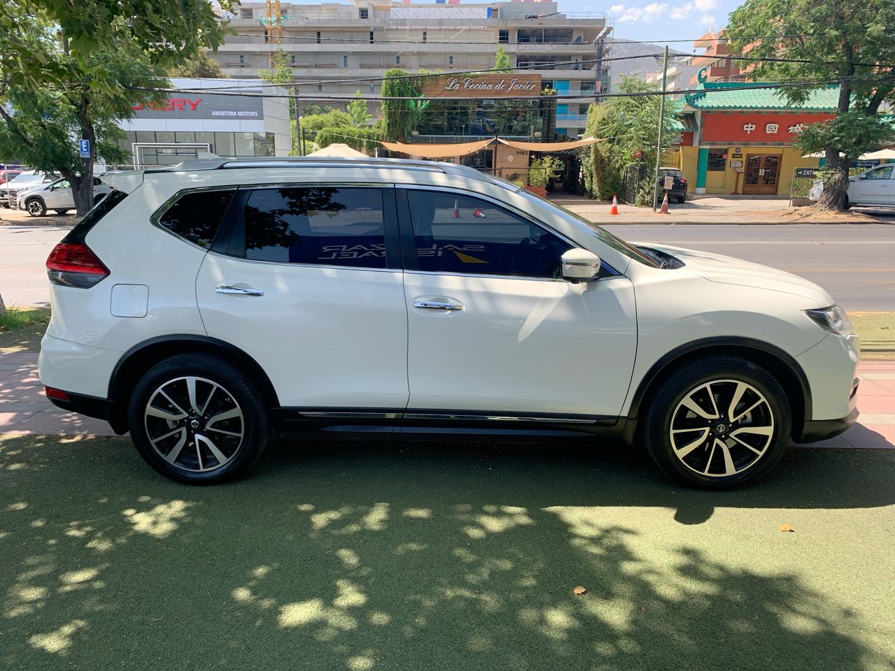 NISSAN - 11