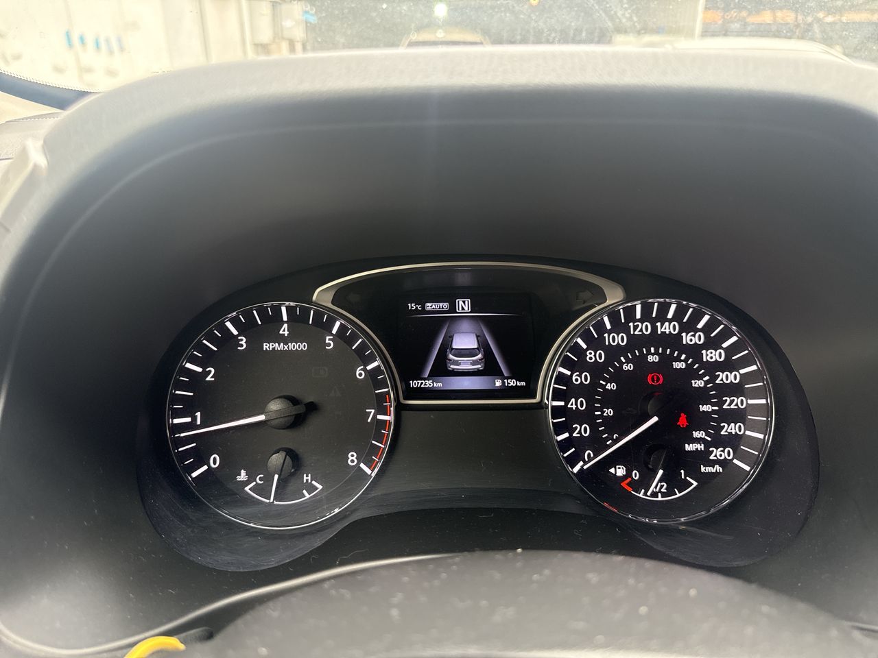 Nissan Pathfinder — foto 19 de 30