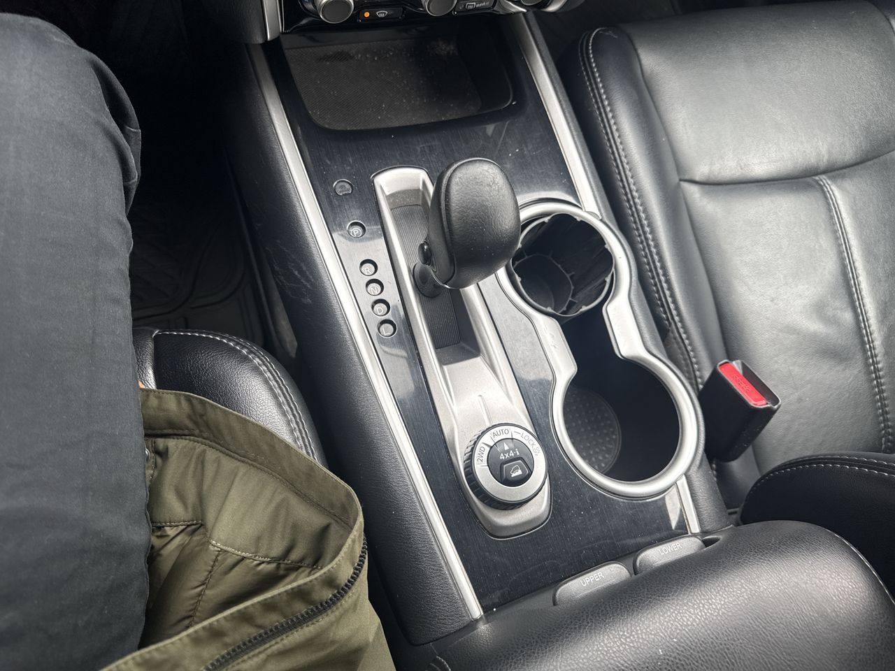 Nissan Pathfinder — foto 23 de 30
