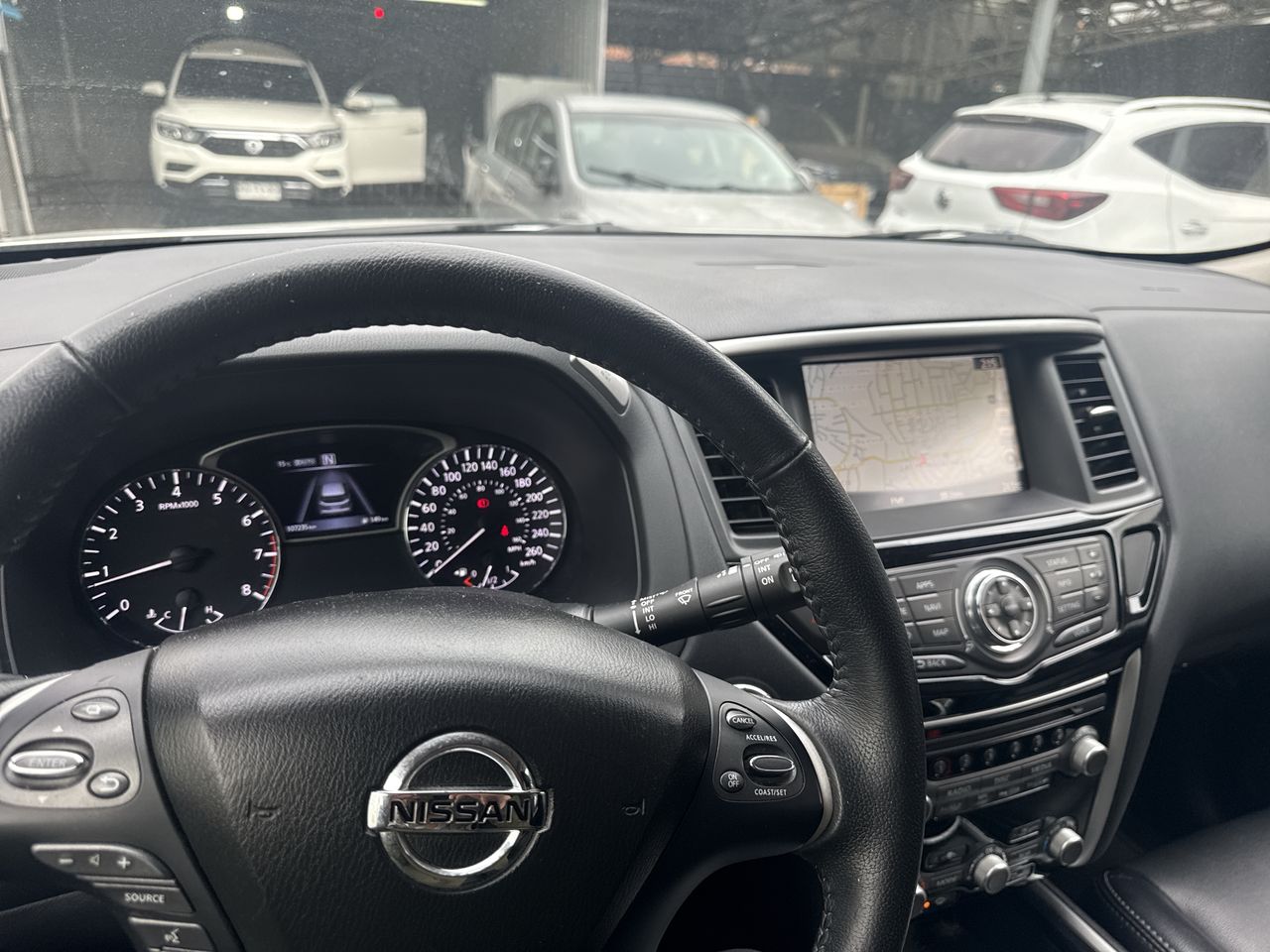 Nissan Pathfinder — foto 24 de 30