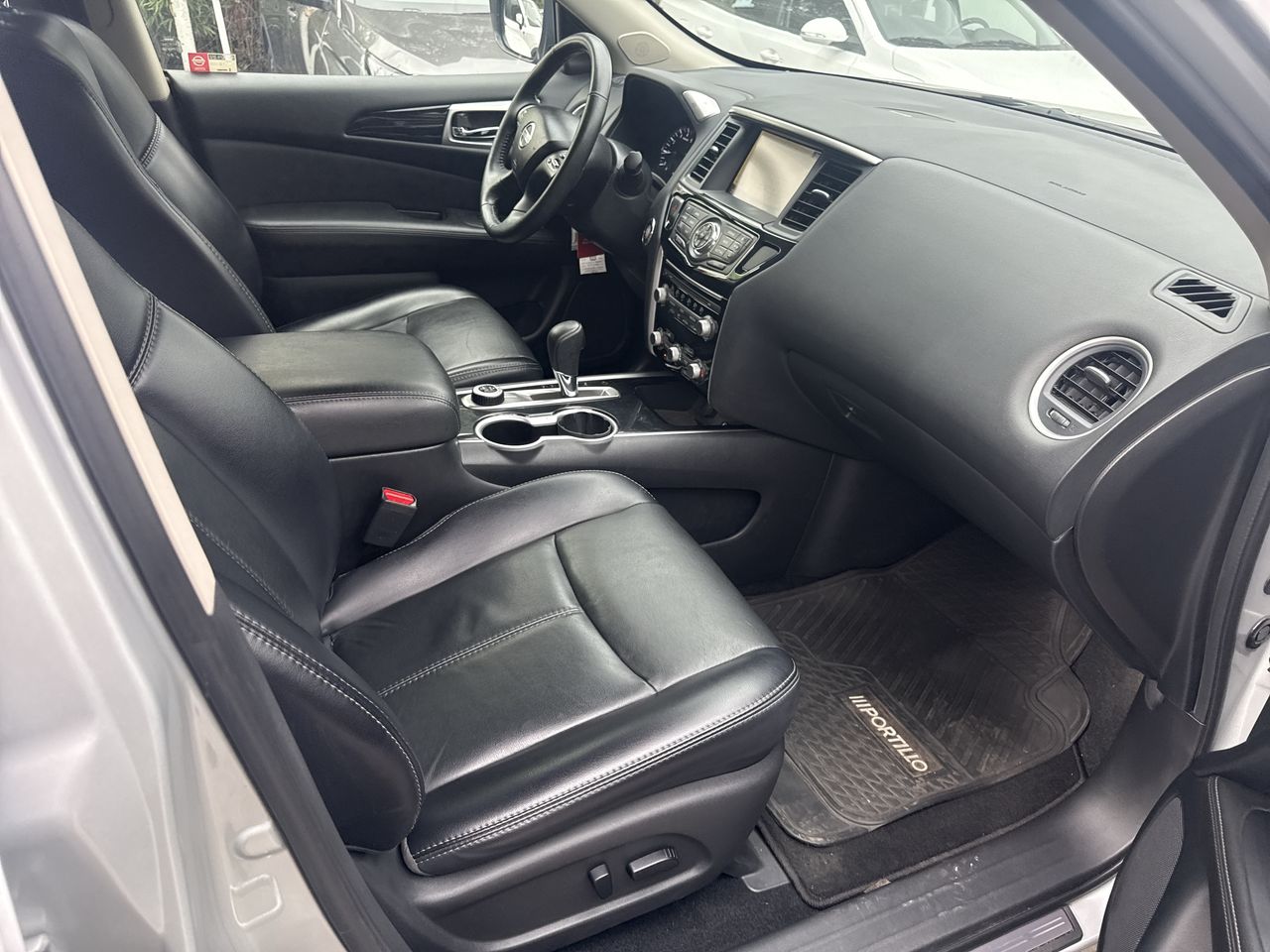 NISSAN - 2