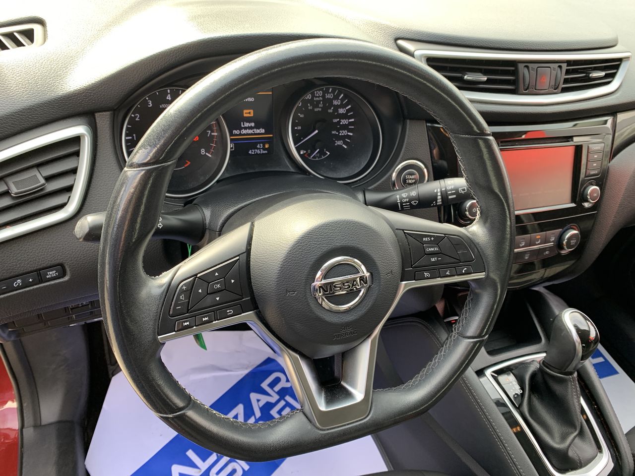 NISSAN - 24