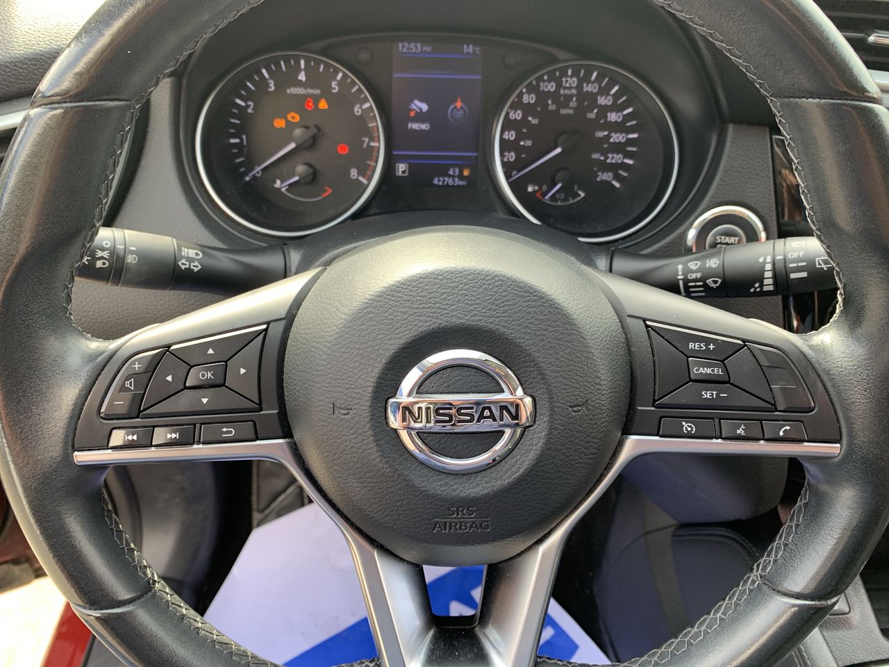 NISSAN - 25