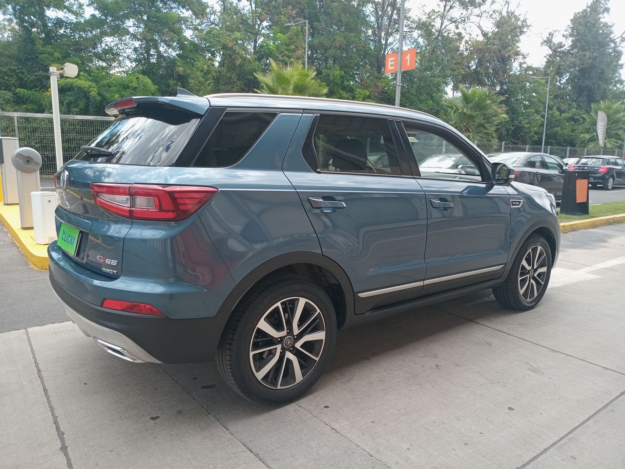 CHANGAN - 7