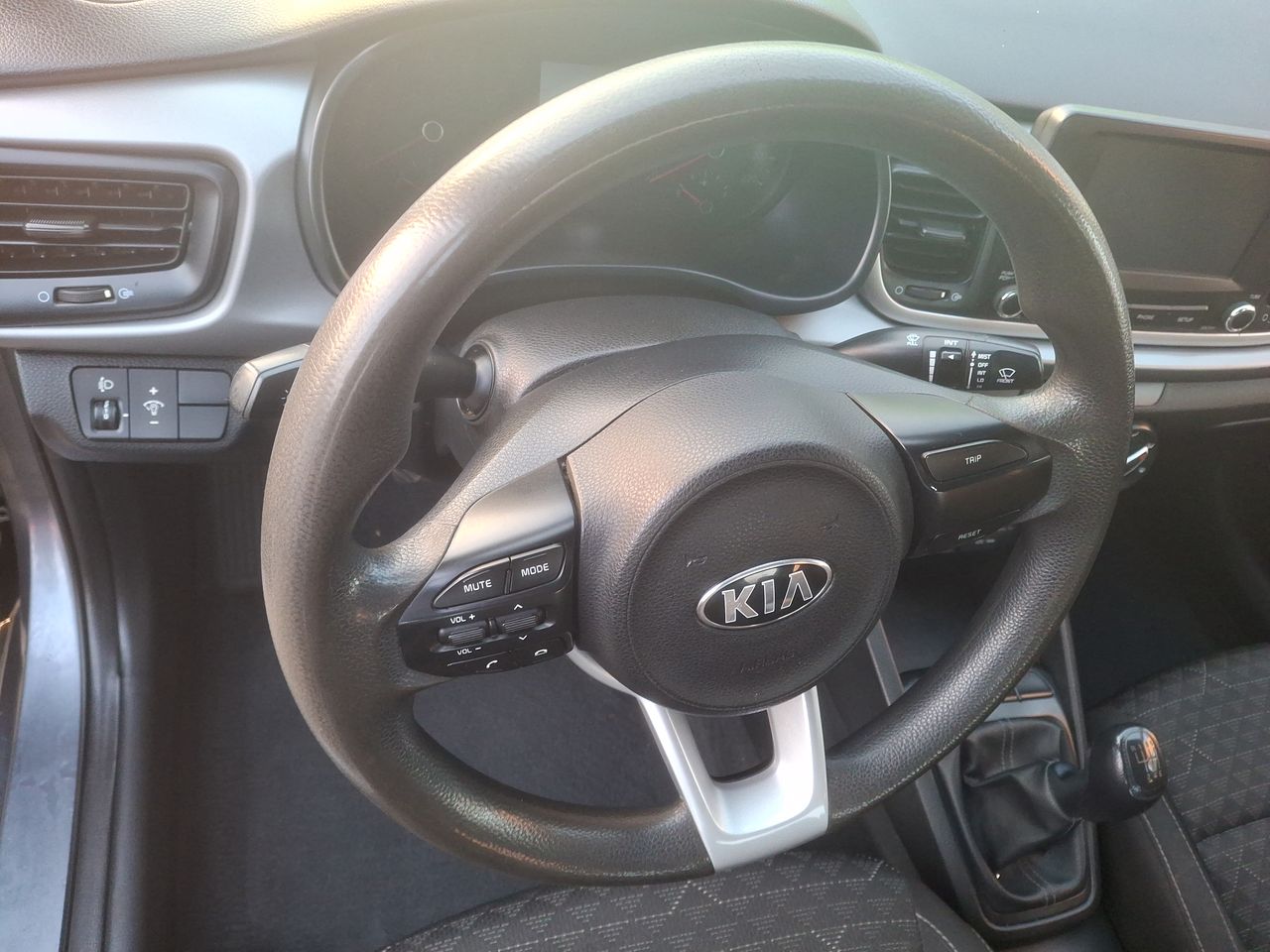 KIA - 17