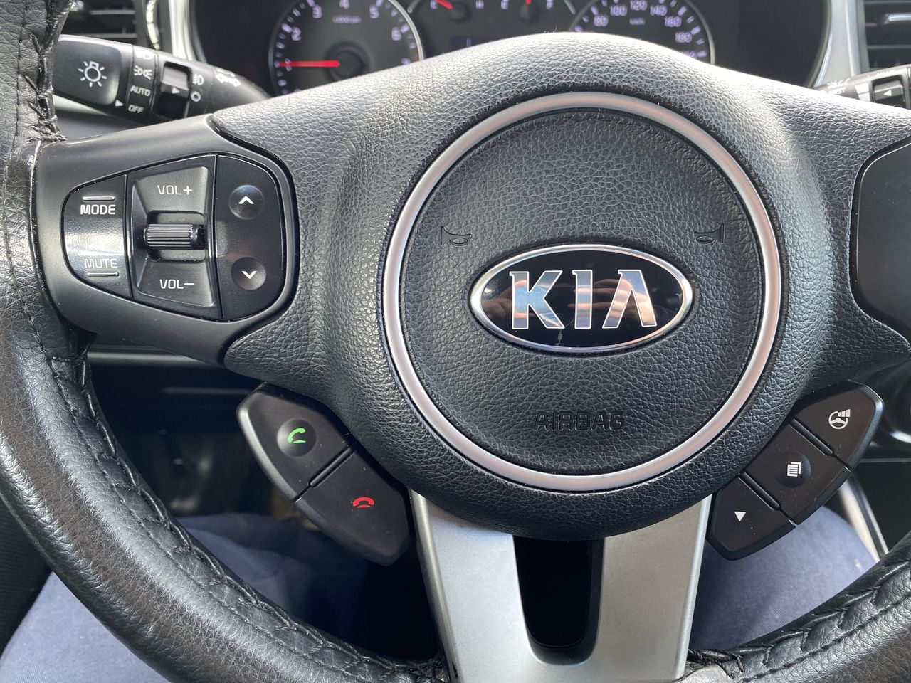 KIA - 27