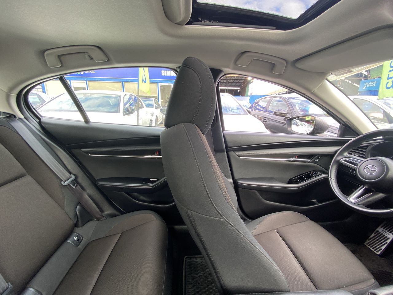 MAZDA - 15