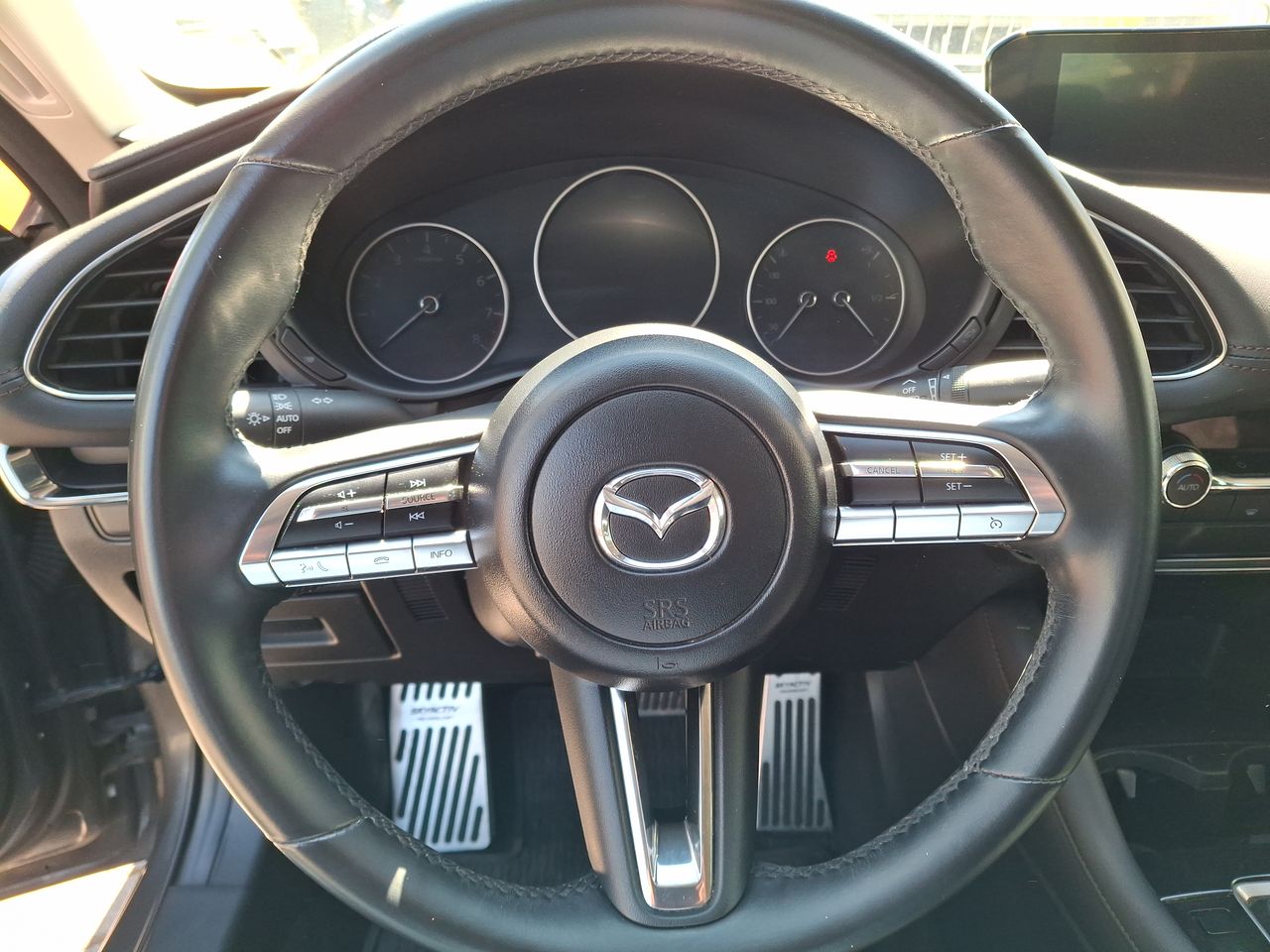 MAZDA - 24