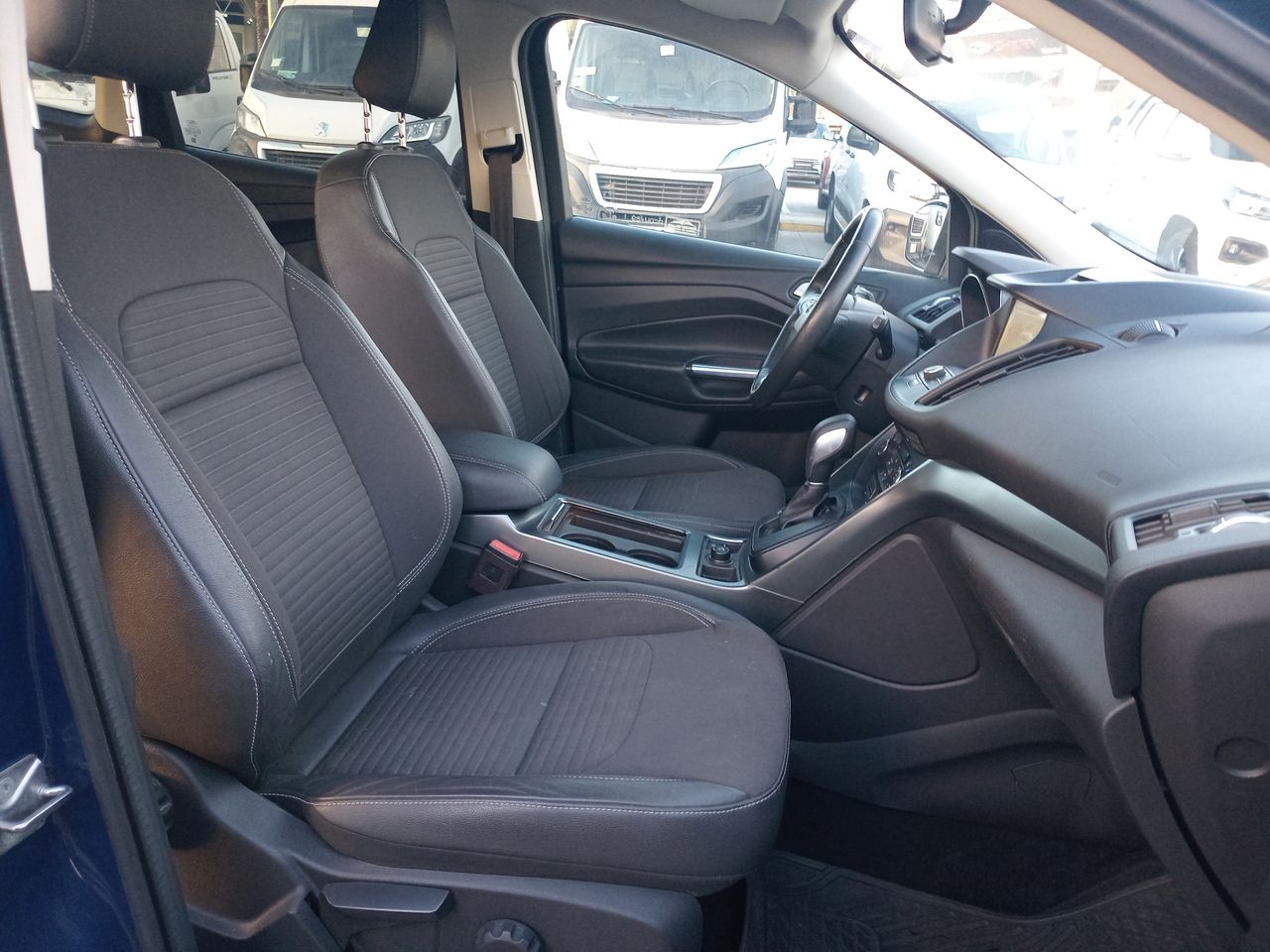 Ford Ranger — foto 33 de 35