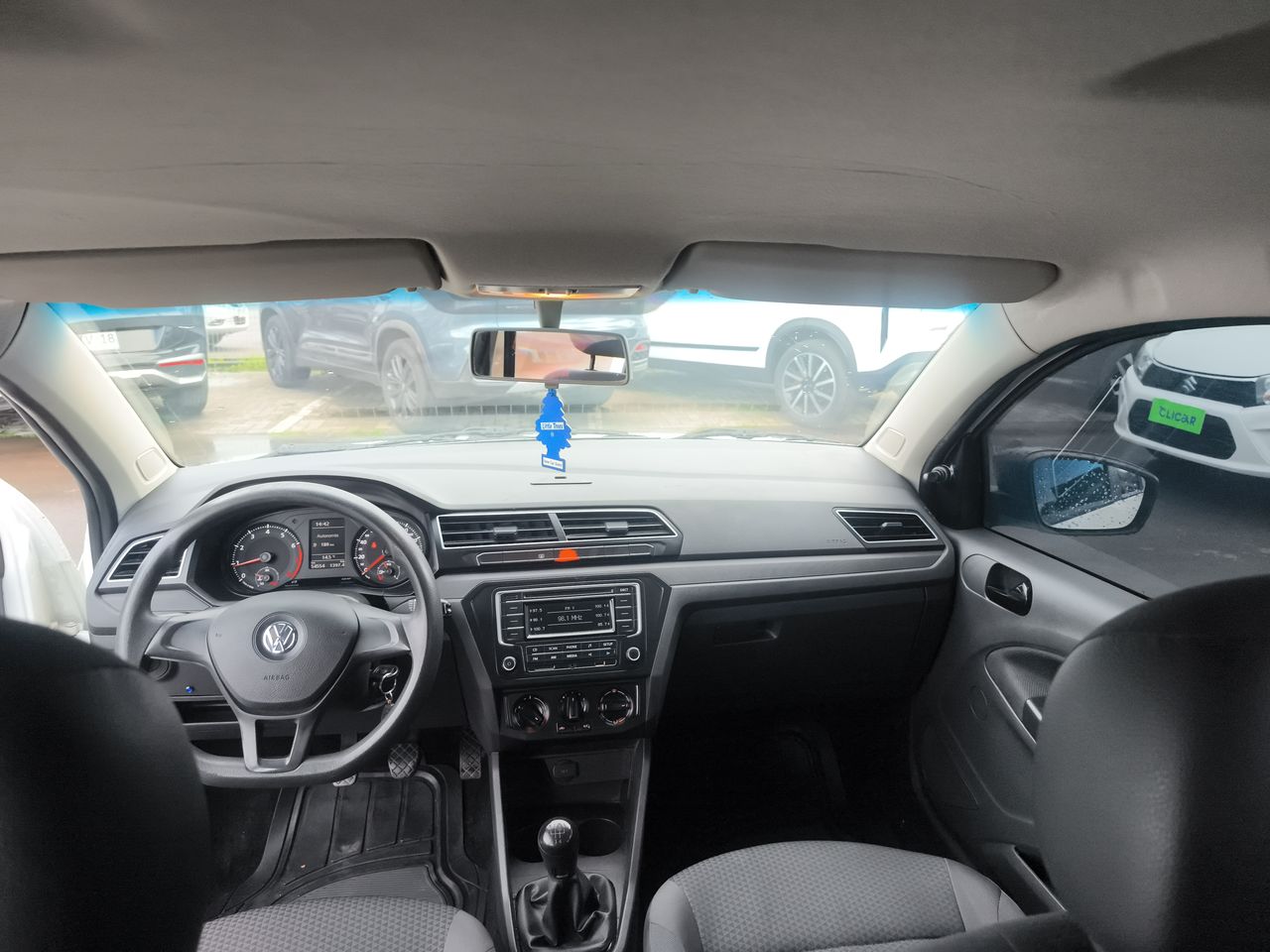 VOLKSWAGEN - 1