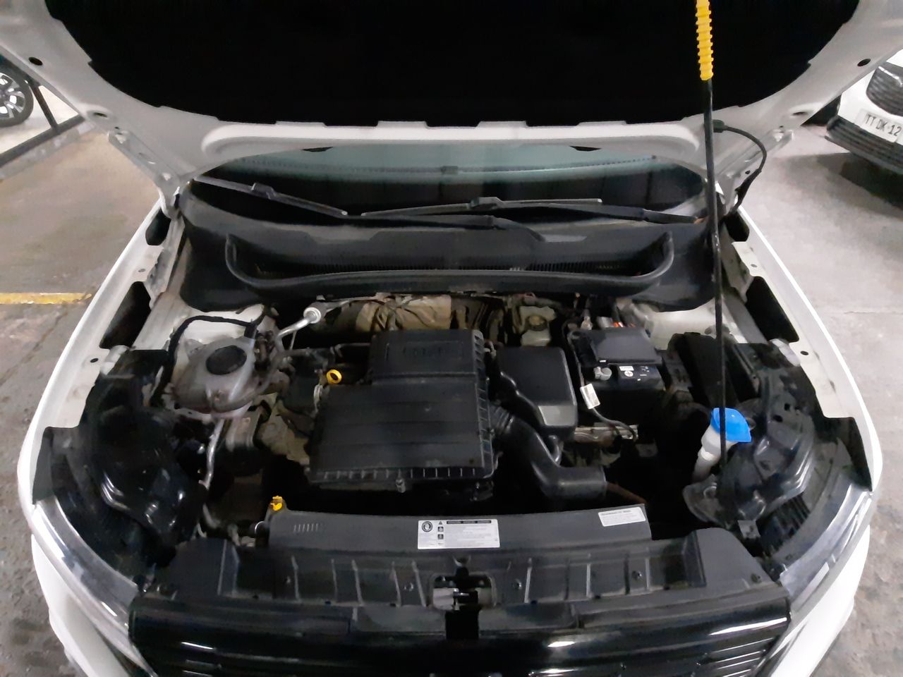 VOLKSWAGEN - 10