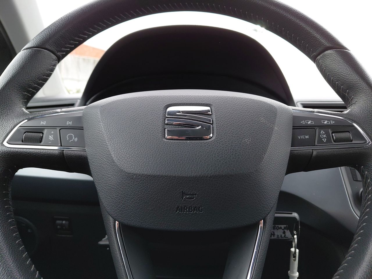 SEAT - 16