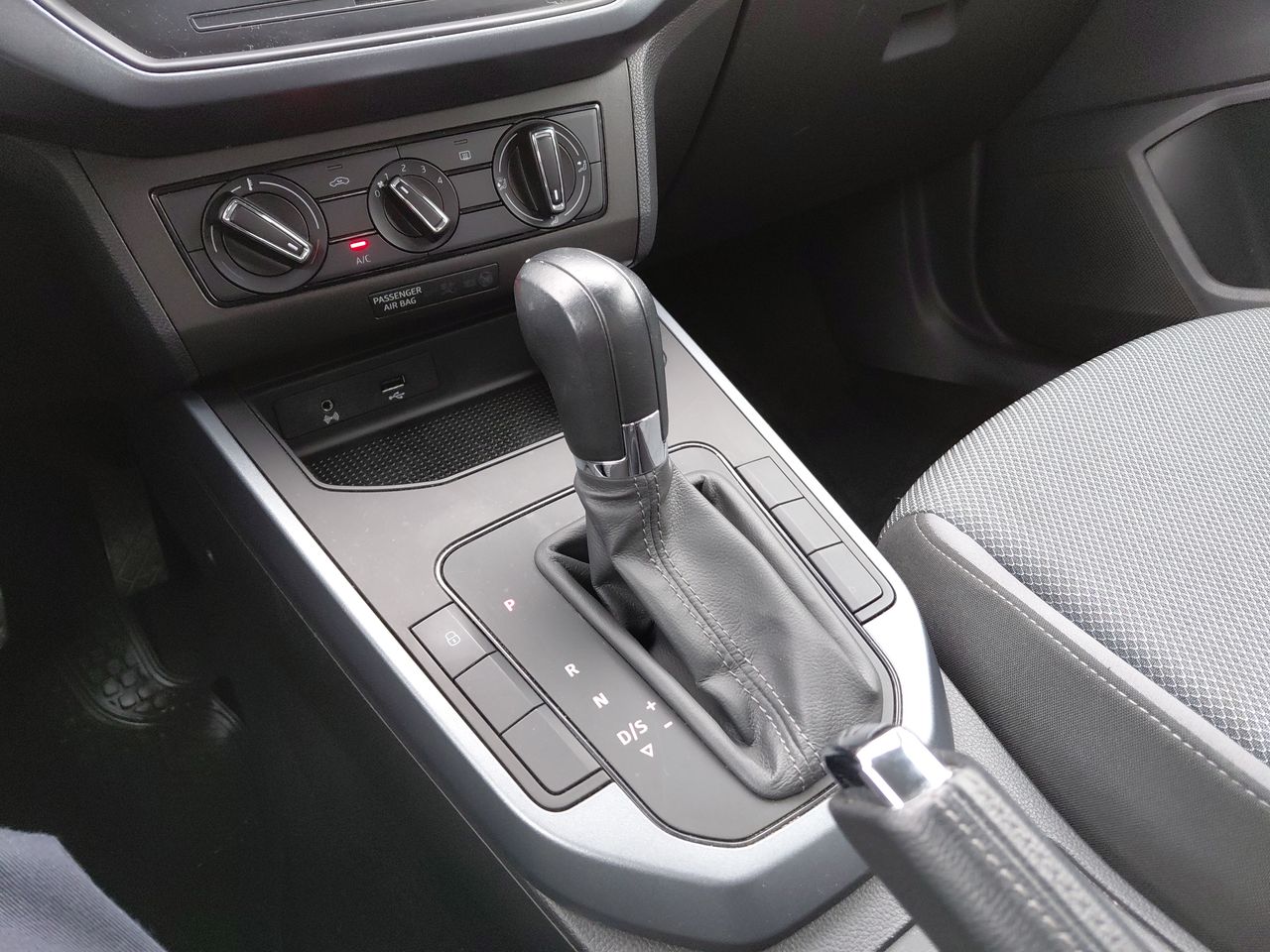 SEAT - 21
