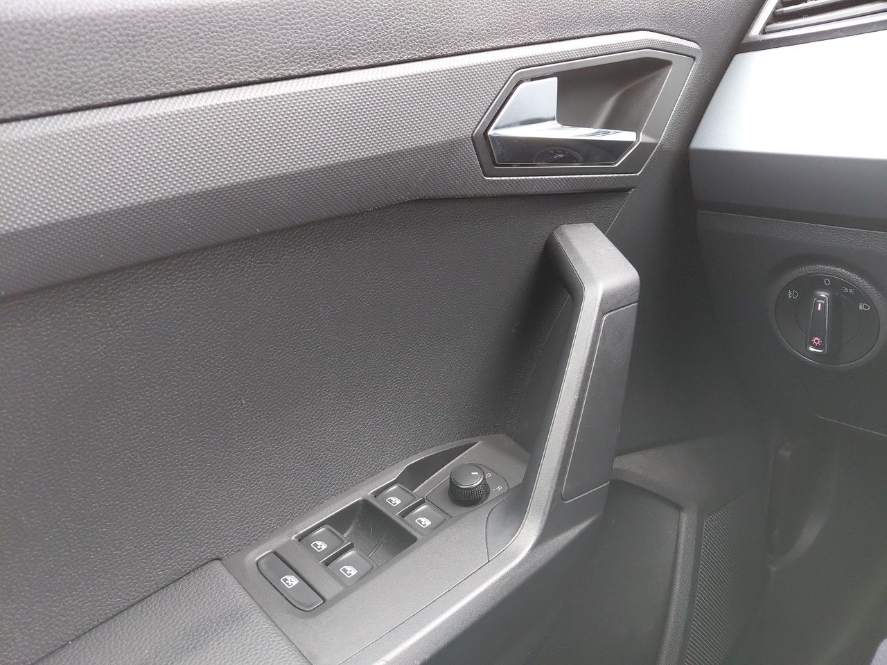 SEAT - 13
